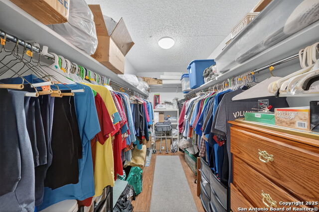 Image 22 of 31 For 1902 Indian Meadows Dr