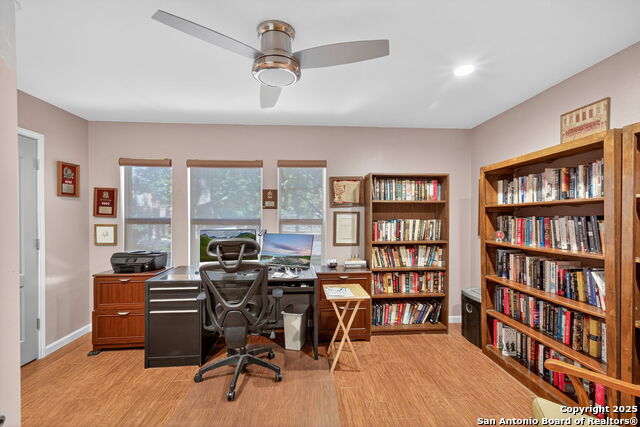 Image 25 of 31 For 1902 Indian Meadows Dr