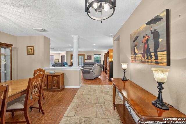 Image 5 of 31 For 1902 Indian Meadows Dr