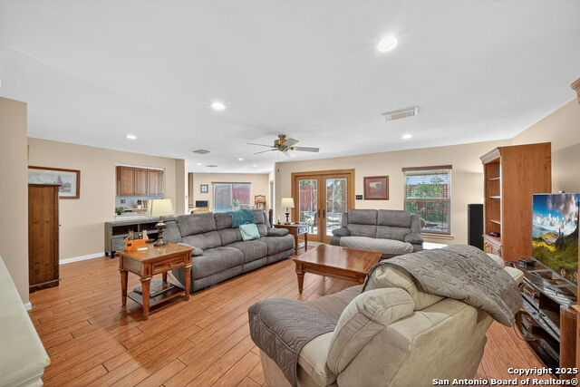 Image 6 of 31 For 1902 Indian Meadows Dr