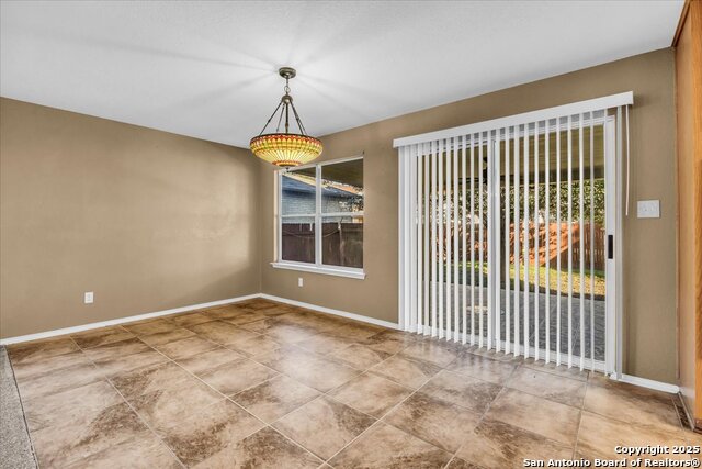 Image 13 of 49 For 7514 Escada Crst