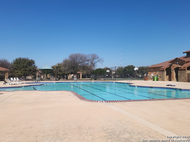 Image 42 of 49 For 7514 Escada Crst