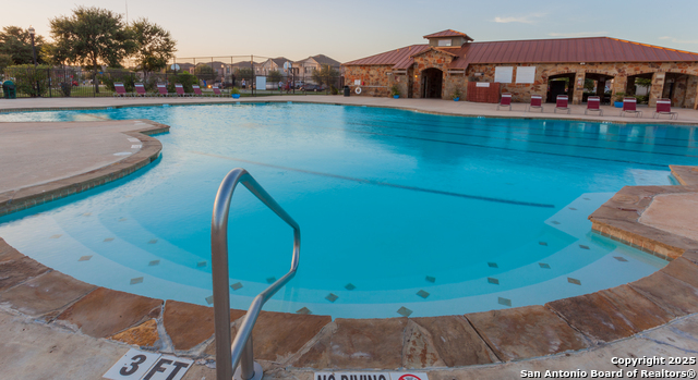 Image 43 of 49 For 7514 Escada Crst