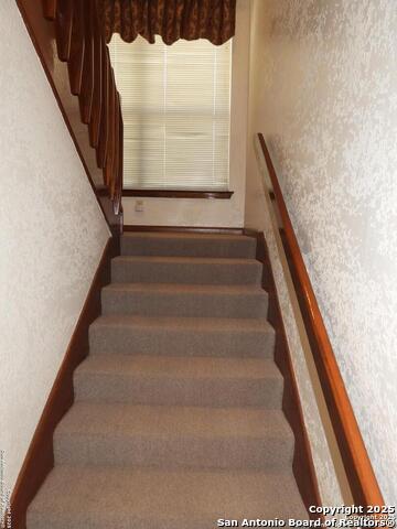 Image 18 of 38 For 3078 Goat Hill