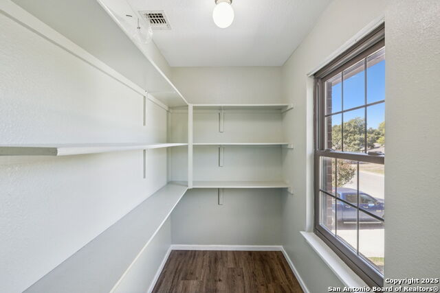 Image 25 of 69 For 146 Village Path