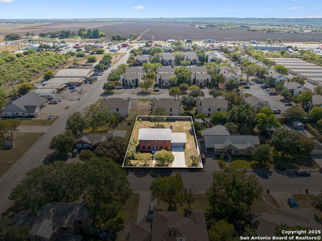 Image 52 of 69 For 146 Village Path