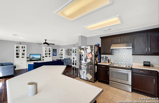 Image 5 of 20 For 7602 Forest Vale