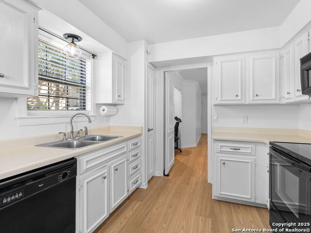 Image 10 of 24 For 7926 Broadway 609