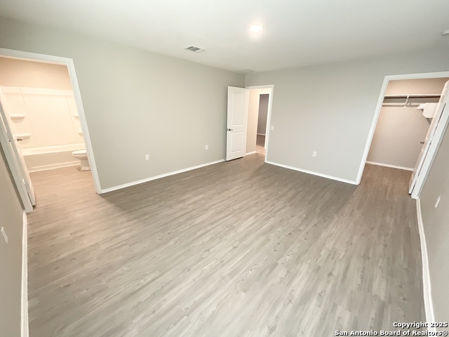 Image 18 of 37 For 4446 Glades Way