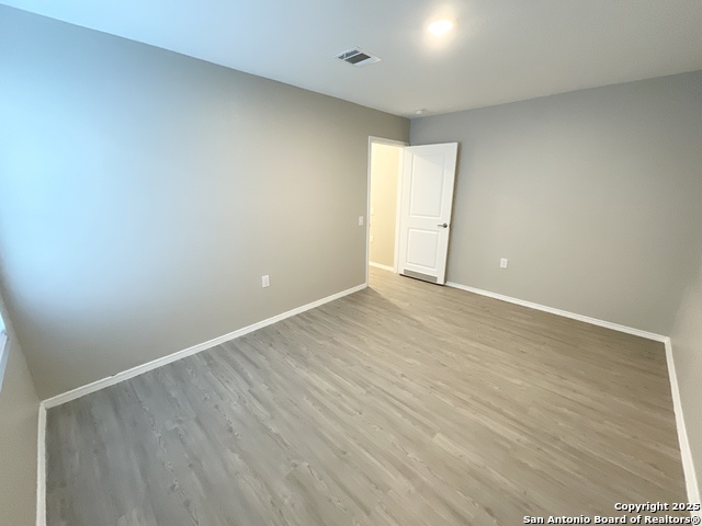 Image 23 of 37 For 4446 Glades Way