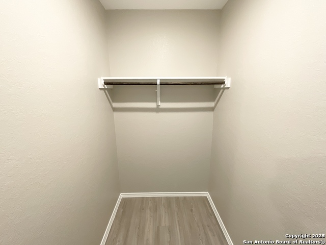 Image 24 of 37 For 4446 Glades Way