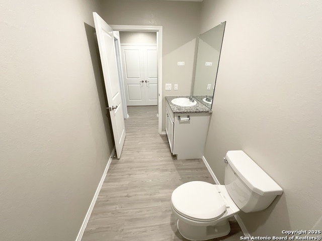 Image 26 of 37 For 4446 Glades Way