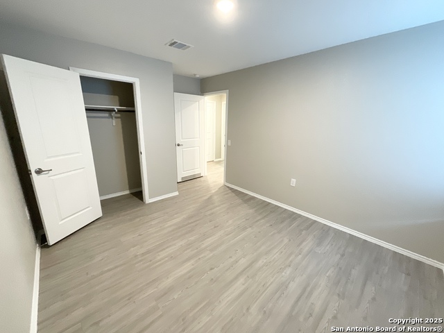 Image 28 of 37 For 4446 Glades Way