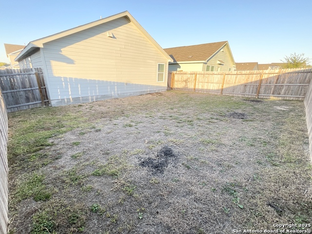 Image 30 of 37 For 4446 Glades Way