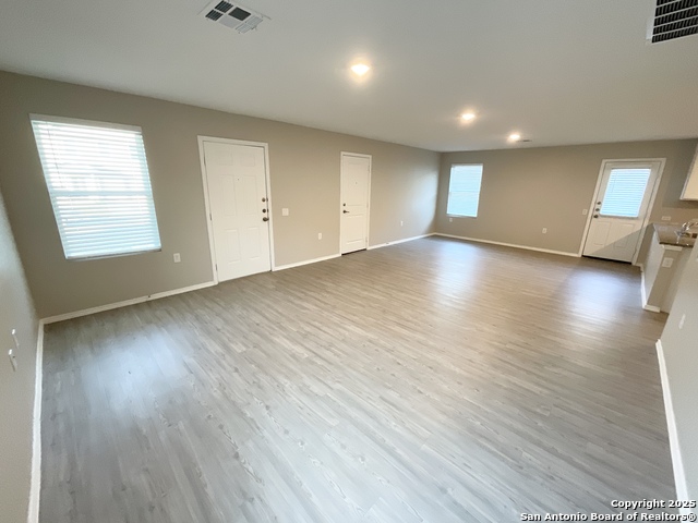 Image 7 of 37 For 4446 Glades Way