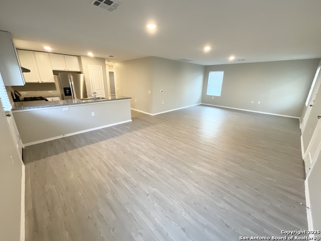 Image 8 of 37 For 4446 Glades Way