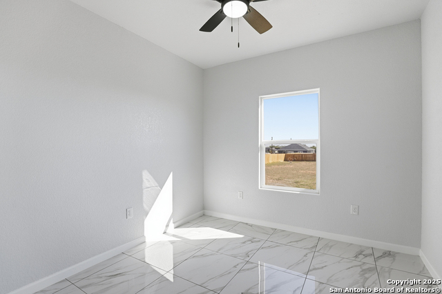 Image 15 of 33 For 17114 Laguna Seca