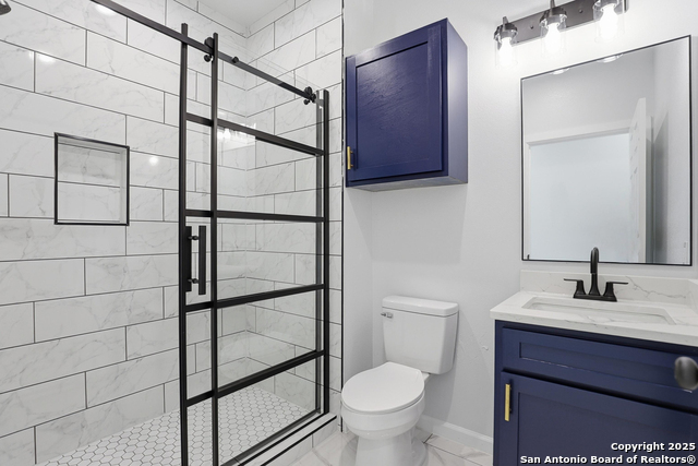 Image 17 of 33 For 17114 Laguna Seca