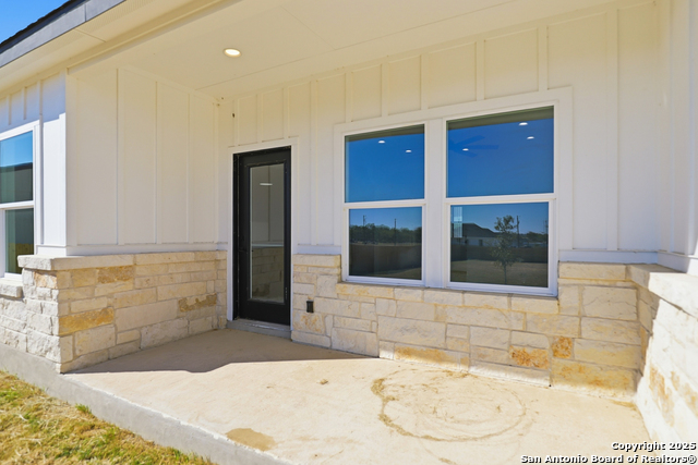 Image 29 of 33 For 17114 Laguna Seca