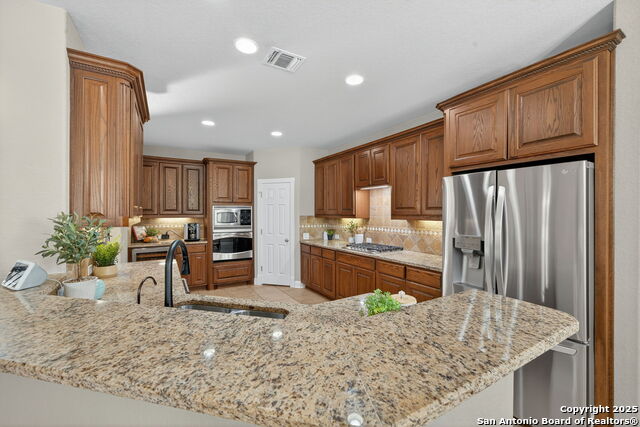 Image 14 of 47 For 17950 Maui Sands