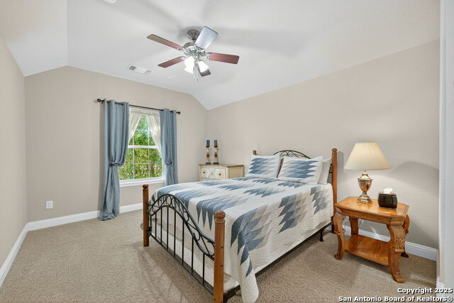 Image 26 of 47 For 17950 Maui Sands