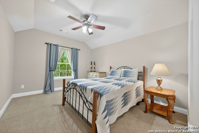 Image 31 of 47 For 17950 Maui Sands