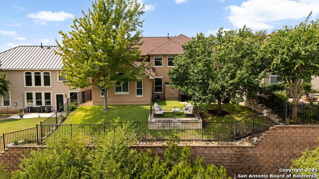 Image 38 of 47 For 17950 Maui Sands