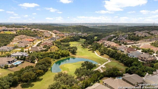 Image 44 of 47 For 17950 Maui Sands