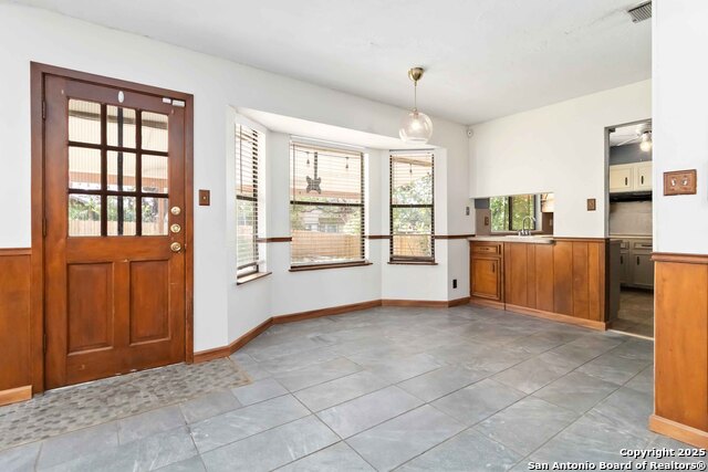 Image 11 of 30 For 7634 Tippit Trl