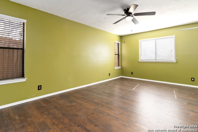 Image 19 of 30 For 7634 Tippit Trl