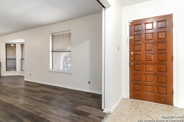 Image 5 of 30 For 7634 Tippit Trl