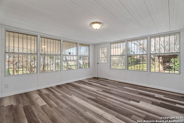 Image 21 of 25 For 4143 Freestone