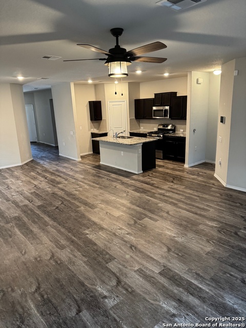 Image 4 of 7 For 11811 Pelican Pass