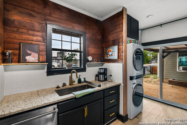 Image 14 of 38 For 203 Helena  