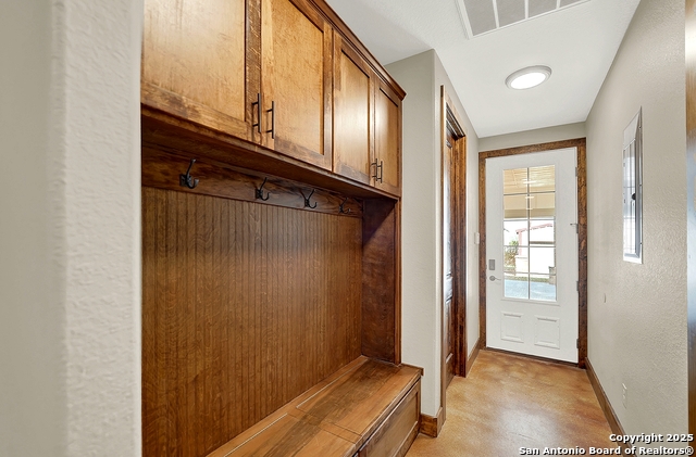 Listing photo id 26 for 3498 County Road 215