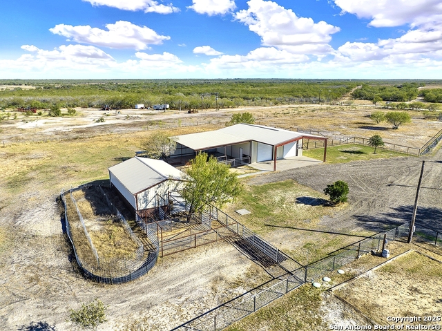 Listing photo id 29 for 3498 County Road 215