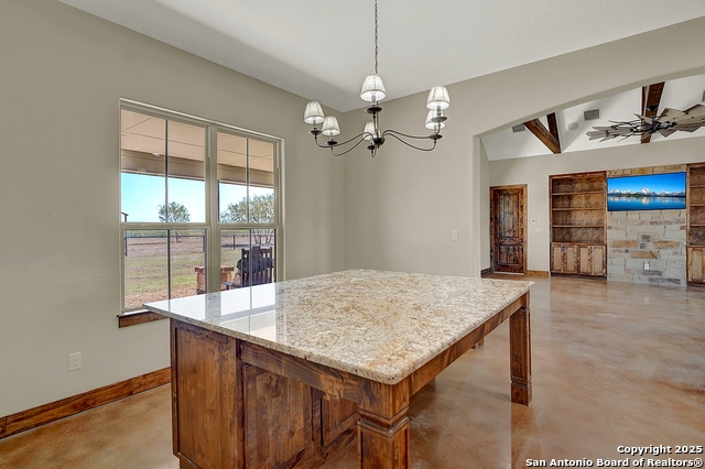 Listing photo id 6 for 3498 County Road 215