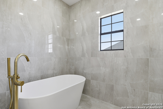 Image 20 of 35 For 16935 Rancho Escondido