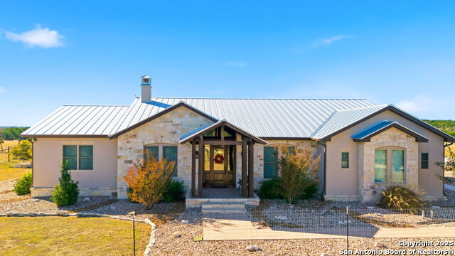 Details for 601 Garrison Rd, Fredericksburg, TX 78624