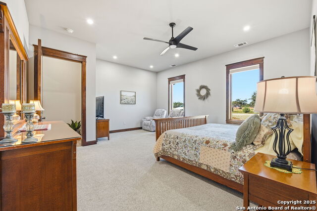 Image 25 of 77 For 601 Garrison Rd