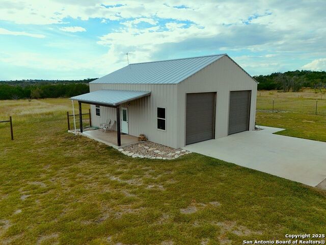 Image 60 of 77 For 601 Garrison Rd