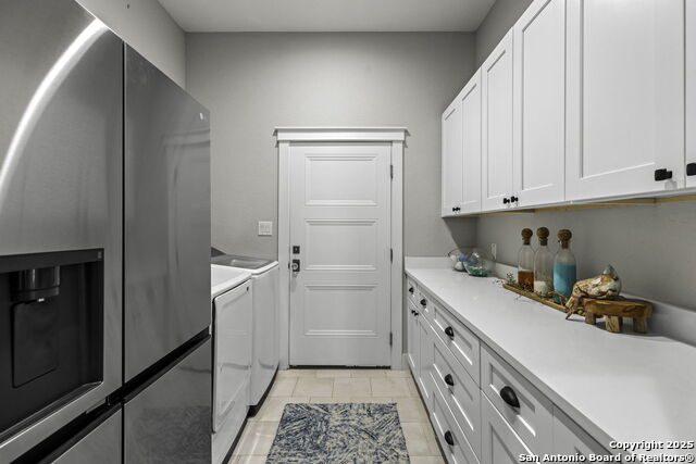 Image 14 of 30 For 835 Cross Street