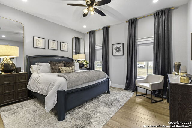 Image 19 of 30 For 835 Cross Street