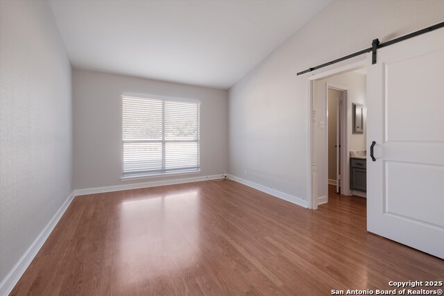 Image 10 of 19 For 11303 Vance Jackson K1