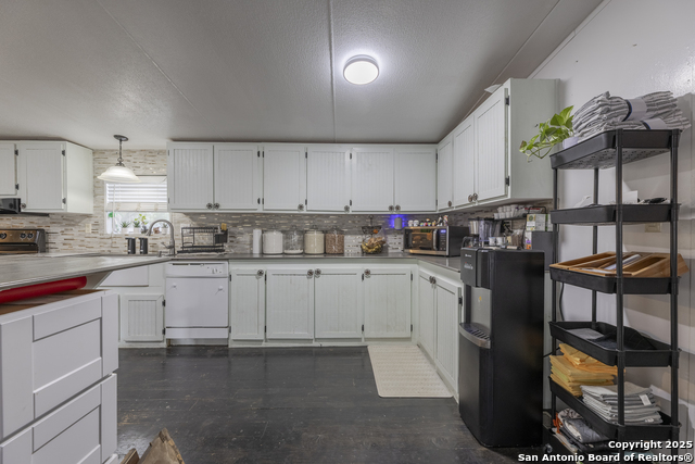 Image 10 of 25 For 323 County Road 6842