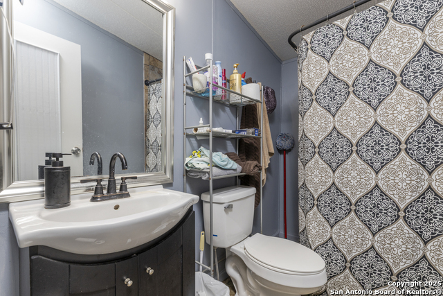 Image 18 of 25 For 323 County Road 6842