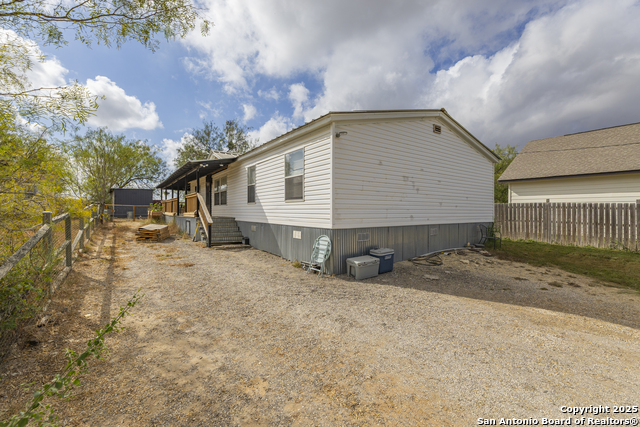 Image 3 of 25 For 323 County Road 6842