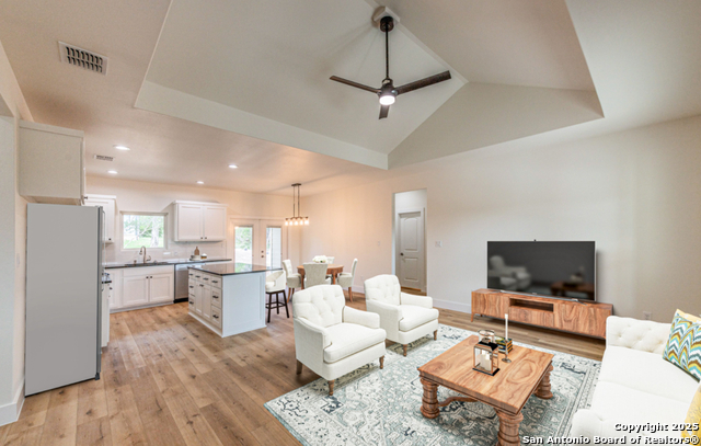 Image 6 of 38 For 635 Cactus Flower