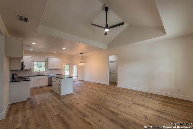 Image 7 of 38 For 635 Cactus Flower