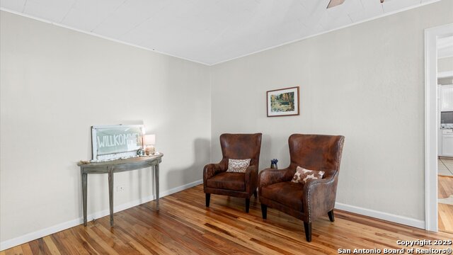 Listing photo id 3 for 760 Roosevelt